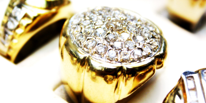 Gold karat definition. How to sell gold. Royal Pawn Shop Chicago, IL